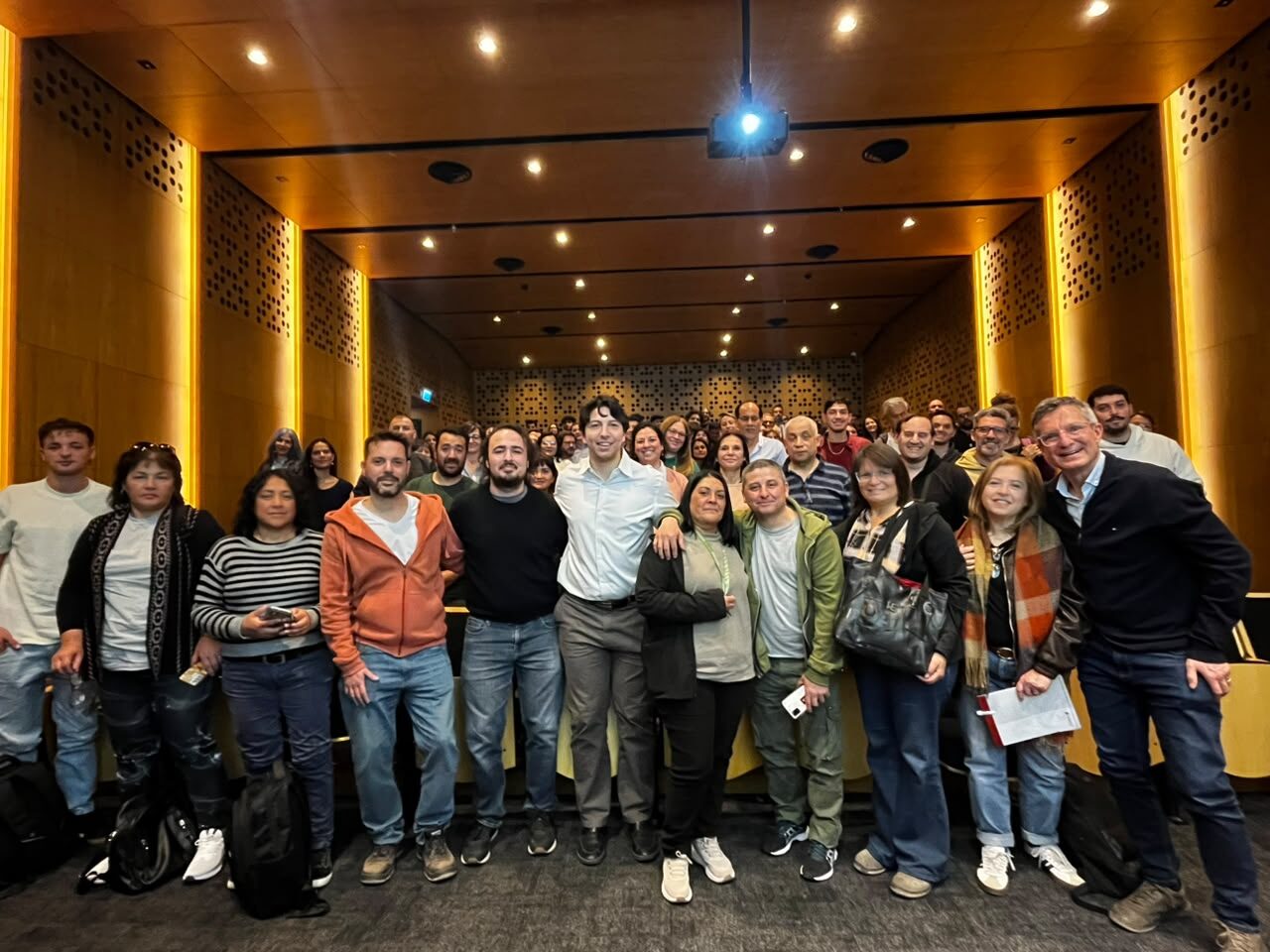 Grupo de participantes en taller FORVEX