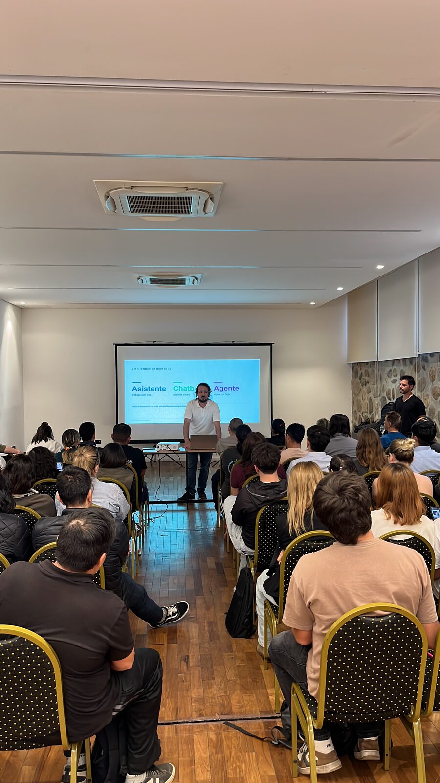 Presentación sobre agentes en sala (módulo 5)